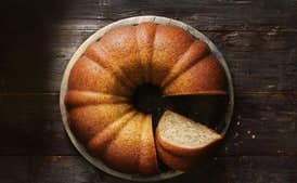 Spiced Chai Bundt Cake