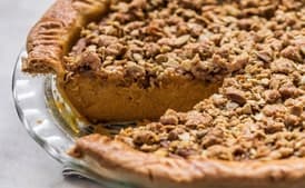 Spiced Kabocha Squash Pie With Pumpkin-Seed Crumble