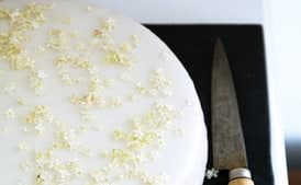 Strawberry-Elderflower Cake