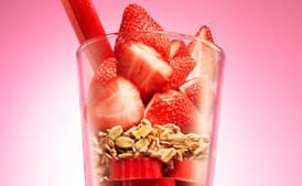 Strawberry Rhubarb Crumble Smoothie