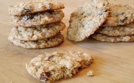 Trout Dale Oatmeal-Raisin Cookies