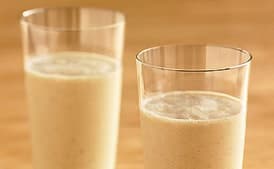 Vanilla-Date Breakfast Smoothie