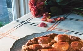 Vanilla-Spiced Caramel and Pear Tart