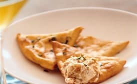 White Four-Cheese Pizza with Basil and Garlic